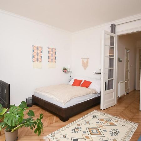 Castle Nest Apartment Budapest Bagian luar foto