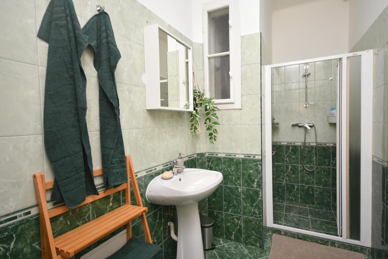 Castle Nest Apartment Budapest Bagian luar foto