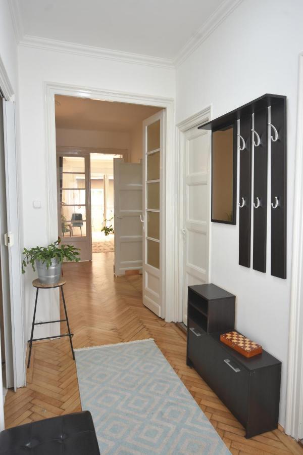 Castle Nest Apartment Budapest Bagian luar foto